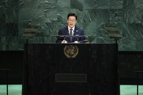 Image: World Leaders Gather For The 80th Session Of The United Nations General Assembly President of South Korea Jae Myung Lee