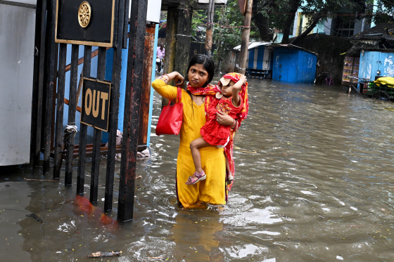 INDIA-WEATHER-RAIN-MONSOON