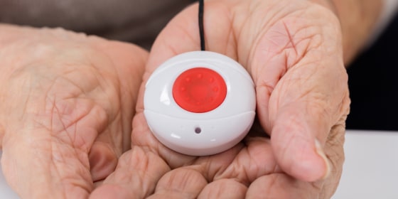 Medical alert systems come in different shapes and sizes, but most have a simple call button that quickly connects you to help.
