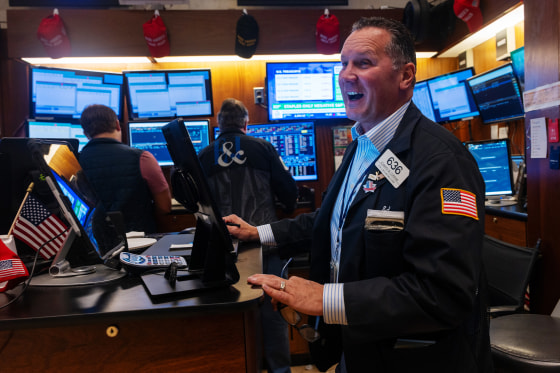 Traders on the floor of the NYSE