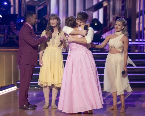 Robert Irwin Dances With Mom Terri for 'DWTS' Dedication Night Dance