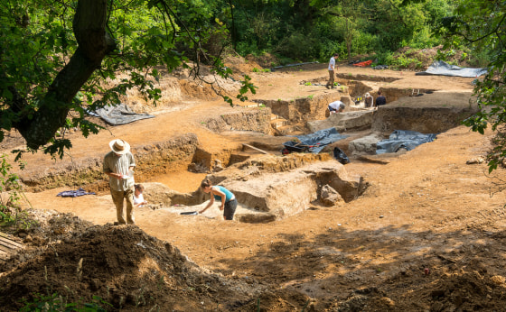 Researchers found evidence that suggests Neanderthals could make fire 400,000 years ago at an archaeological site near Suffolk in the United Kingdom.