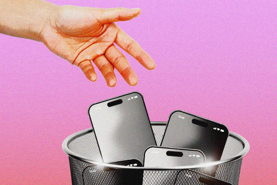 Many people say that by turning to nondigital activities for entertainment, they are trying to unplug, reclaim their attention spans and find renewed fulfillment in real-life experiences. 