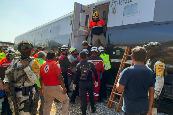 Mexican Army soldiers and Civil Protection members rescue passengers from the Interoceanic train that derailed in Nizanda, Oaxaca state, on the route to Coatzacoalcos, Mexico, on December 28, 2025.