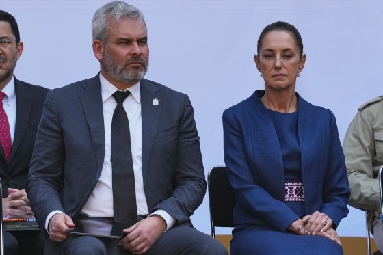 Image: Michoacán State Governor Alfredo Ramirez Bedolla and Mexican President Claudia Sheinbaum.