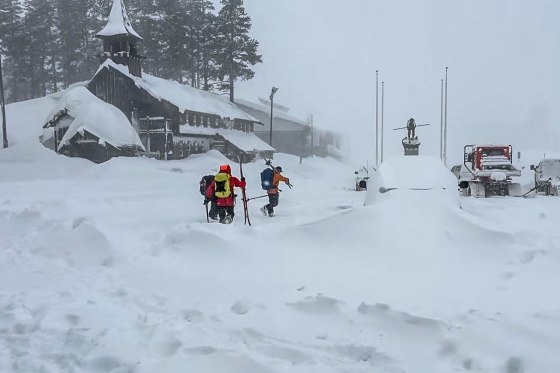 a report of an avalanche in the Castle Peak area.