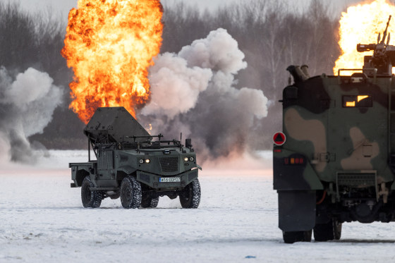 Image: POLAND-POLITICS-DEFENCE-MILITARY-WEAPONRY