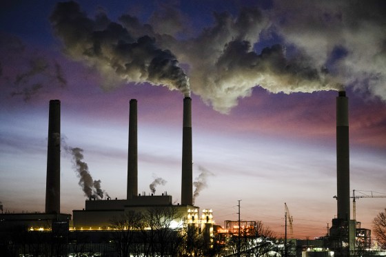 Image: Trump Works To Revive US Coal Industry With Pentagon Contracts And Less Regulation