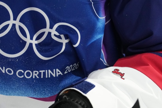Image: United States' Nick Goepper wears a "Sarah" pin.