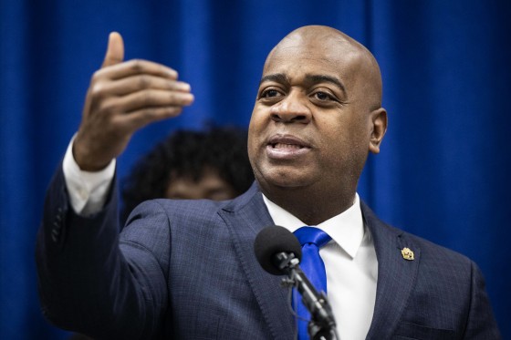 Newark Mayor Ras J. Baraka holds press conference to address ICE raids