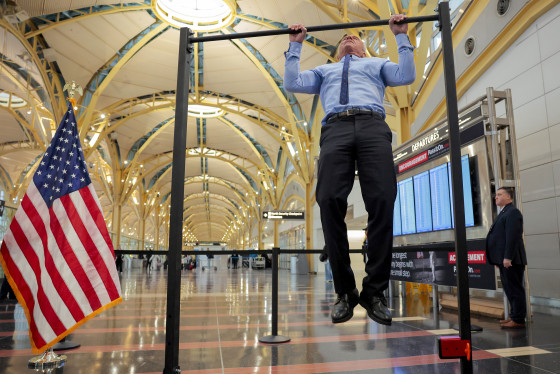 Robert F. Kennedy Jr. doing pull-ups
