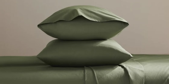 Brooklinen's Percale Core Sheets Set comes highly recommended by both experts and NBC Select editors.