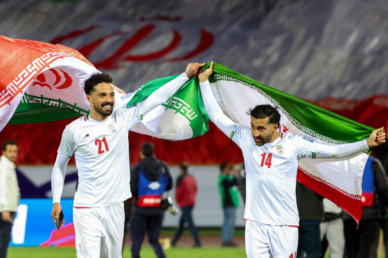 TOPSHOT-FBL-WC-2026-ASIA-QUALIFIERS-IRN-UZB