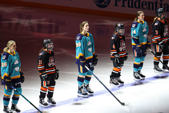 The New York Sirens faced the visiting Montreal Victoire