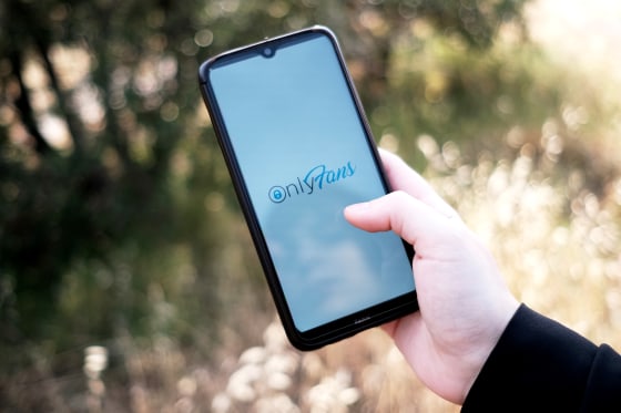 Logo Photo Illustration