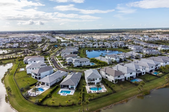 Houses In Florida Ahead Of Existing Home Sales Figures