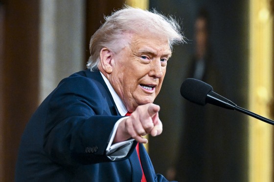 Image: Donald Trump pointing