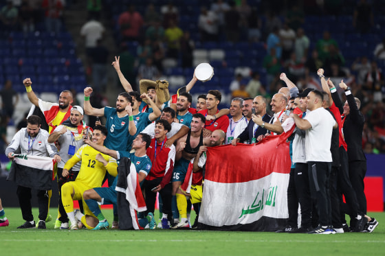 TOPSHOT-FBL-WC-2026-QUALIFIERS-IRQ-BOL