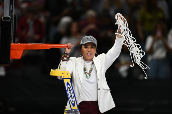 South Carolina head coach Dawn Staley celebrates after defeating TCU 
