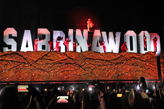 Image: Sabrina Carpenter performs