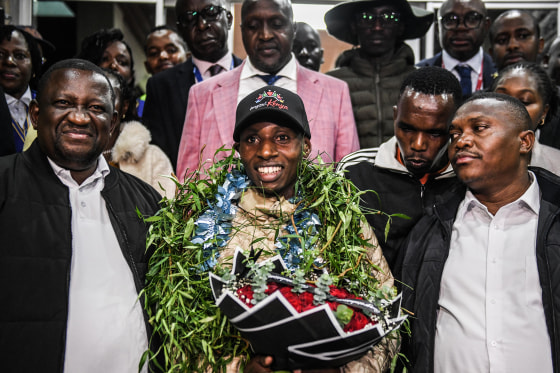 Kenya gives a hero's welcome to marathon record breaker Sabastian Sawe