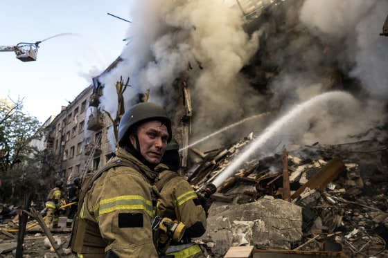 TOPSHOT-UKRAINE-RUSSIA-CONFLICT-WAR