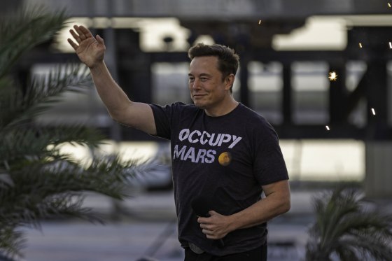 SpaceX And T-Mobile Hold Joint Event In Texas