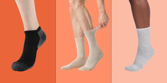 According to experts, you should look for everyday socks made with breathable materials, seamless toes and a stretchy fit. 