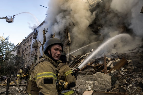 TOPSHOT-UKRAINE-RUSSIA-CONFLICT-WAR