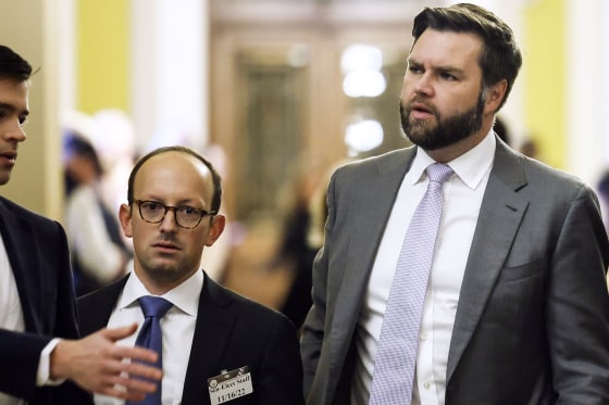 Senate GOP Meets To Vote On Leadership Roles