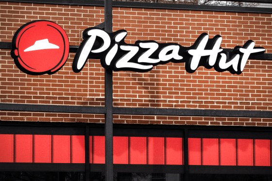 Pizza Hut Announces It's Closing Over 200 Stores