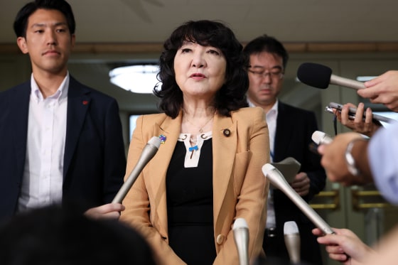 Japan Confirms First Joint Yen Intervention With US in 15 Years