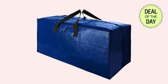 The Cosy Family moving bags have handles and come in multiple sizes.