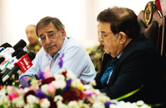 US Secretary of Defense Leon Panetta, left, speaks with Afghanistan Defense Minister General Abdul Rahim Wardak during a joint news conference Thursday at the Ministry of Defense in Kabul.