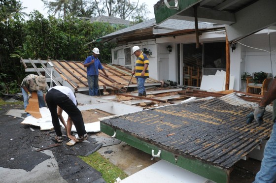 2012 MARCH 9 CTY Wind damage in Lanikai. A home at 2018 Mokulua Dr. was severely damaged by a waterspout that came ashore. The front and back of home was damaged. SA photo by Craig T. Kojima