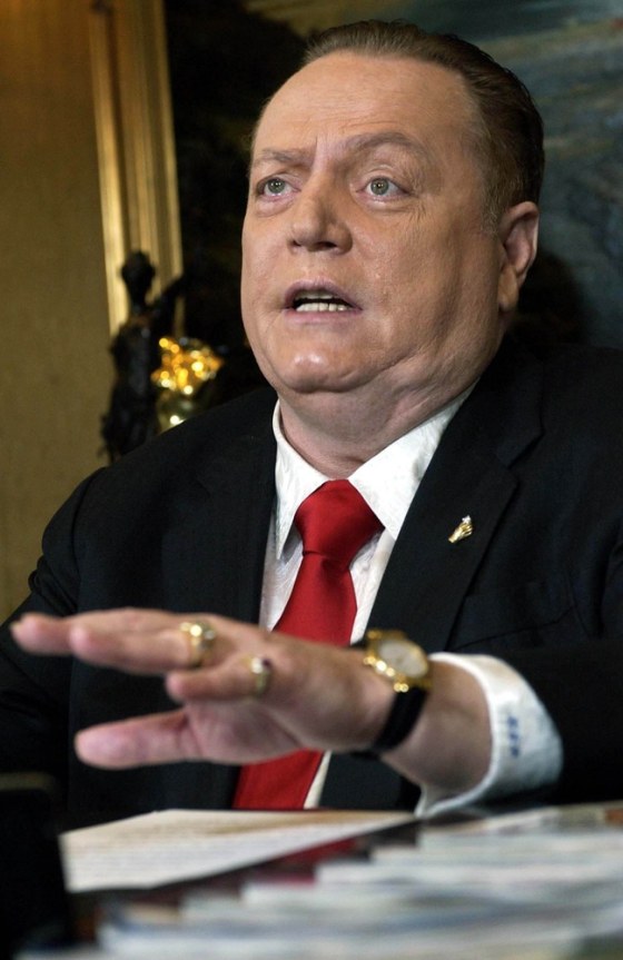 ** FILE ** Hustler magazine magnate Larry Flynt speaks at a news conference in Beverly Hills, Calif., in this file photo of Aug. 4, 2003, after announcing his candidacy for governor in California's recall election. Flynt says that new technologies have turned adult magazines into a dying breed but says his own company is succeeding in the new marketplace. (AP Photo/Nick Ut, File)