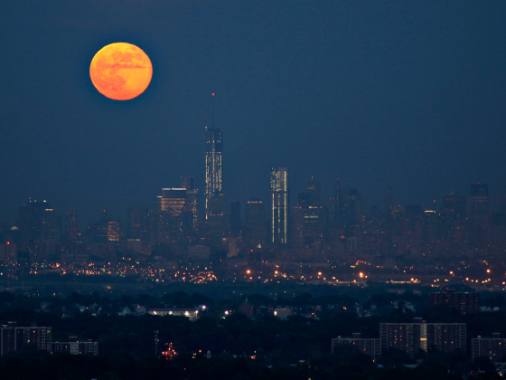 Full moon can mess with your sleep, new study finds