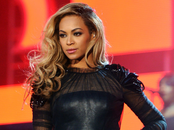 black and white pleated dress Beyonce Strapless Black Bodycon Cocktail High-low Homecoming Dress main image 1