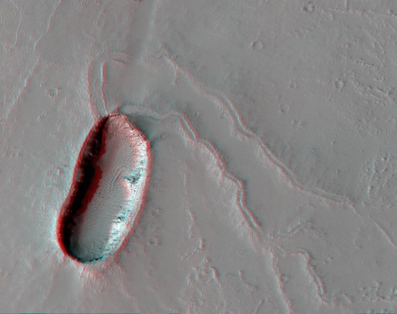 Explore the 3-D depths of Mars