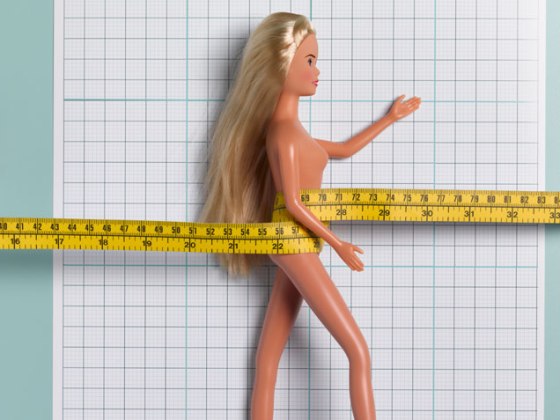 anorexic Jerk Blogger Thinks Anorexic Women Make the Best Girlfriends