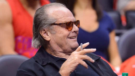 Jack Nicholson shatters hoop dreams with diss of two young Clippers fans