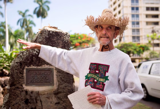 Image: Tour guide Jack Christenson leads a tour