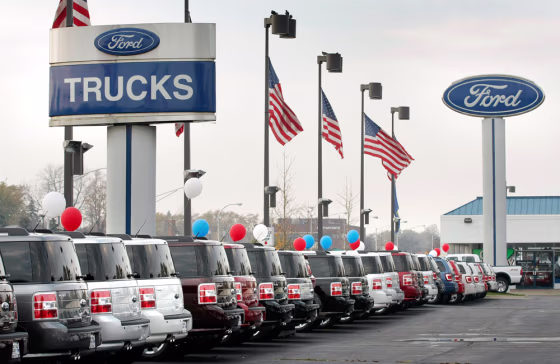 Image: Ford dealership