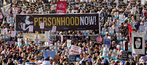 Image: Anti-abortion activists march in Washington