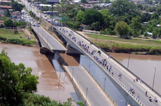 Image: bridge collapse in Honduras due to earthquake