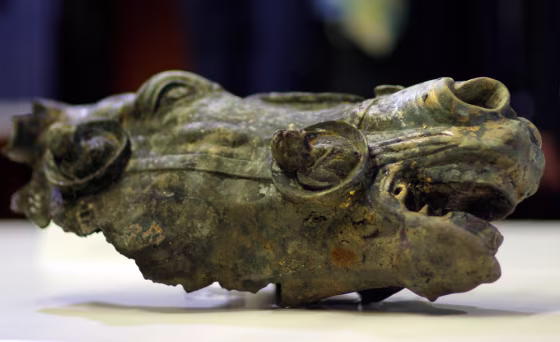 Image: A horse's head, part of of an approximately 2,000 years old rider's statue is pictured in Frankfurt