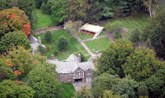 Image: Libyan President Moammar Gadhafi's tent in Westchester, N.Y.