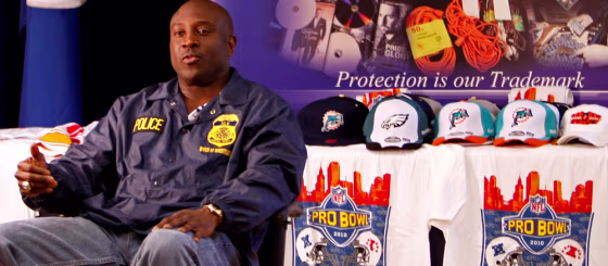 Image: Immigration and Customs Enforcement agent Randal Hill