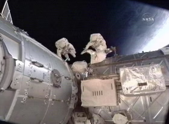 Image: Astronauts Robert Behnken and Nicholas Patrick