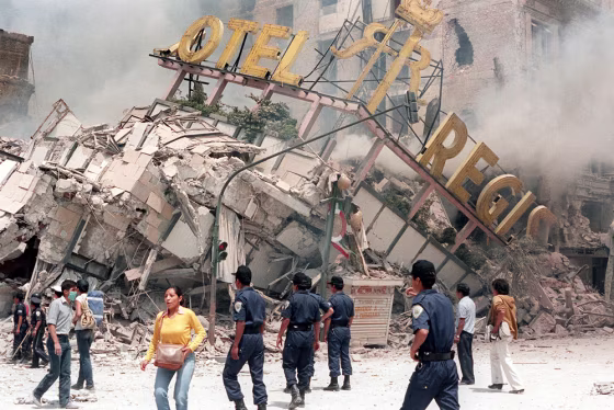 Image: Ruins of Hotel Regis